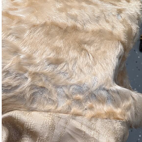 Vintage Lamb Shearling Coat in Sand – Minimalist A-Line Silhouette - Picture 11 of 14